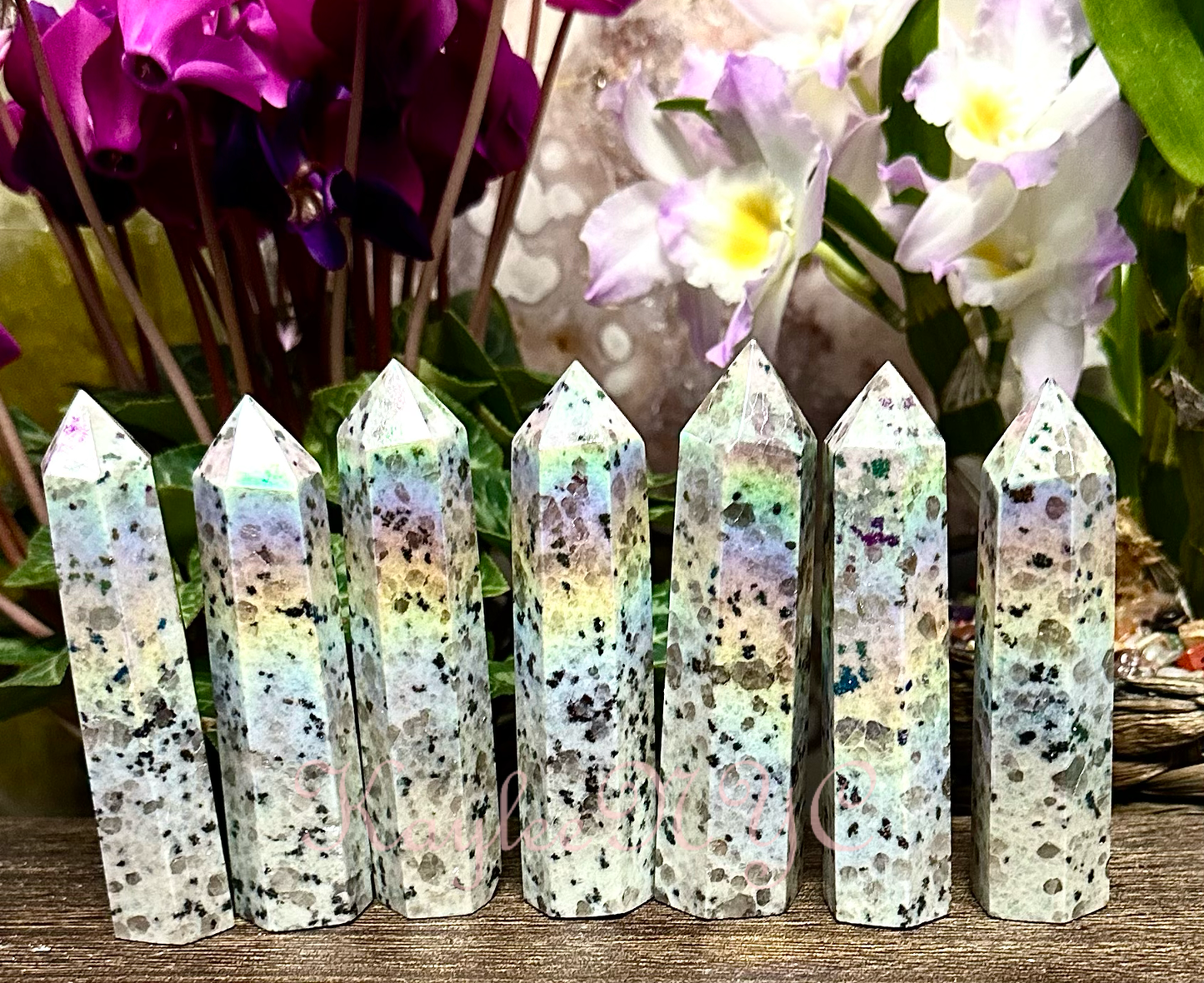 1 Lb Aura Kiwi Jasper Obelisk Tower Crystal Point