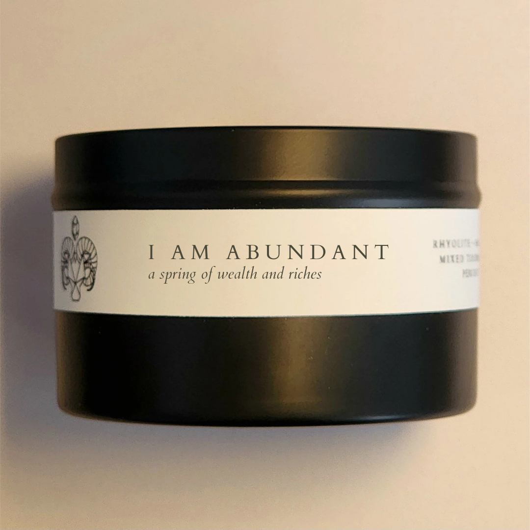 I AM ABUNDANT (a spring of wealth and riches) • 8oz Soy Crystal Candle