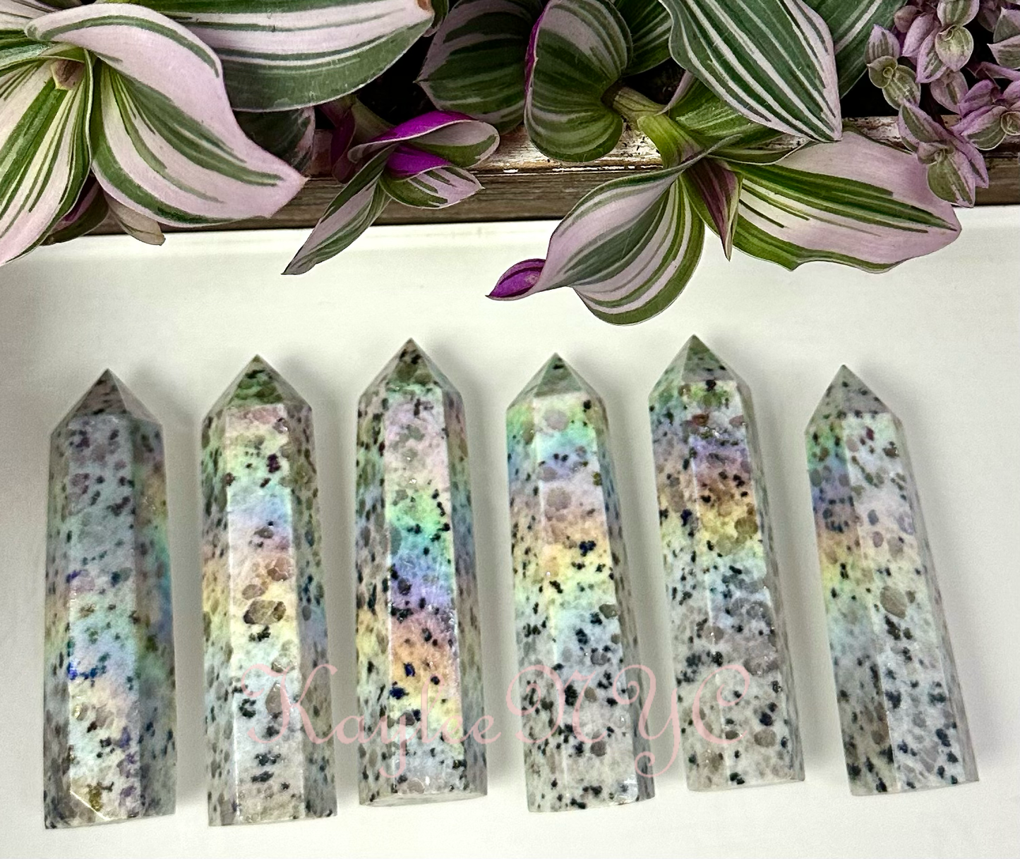 1 Lb Aura Kiwi Jasper Obelisk Tower Crystal Point