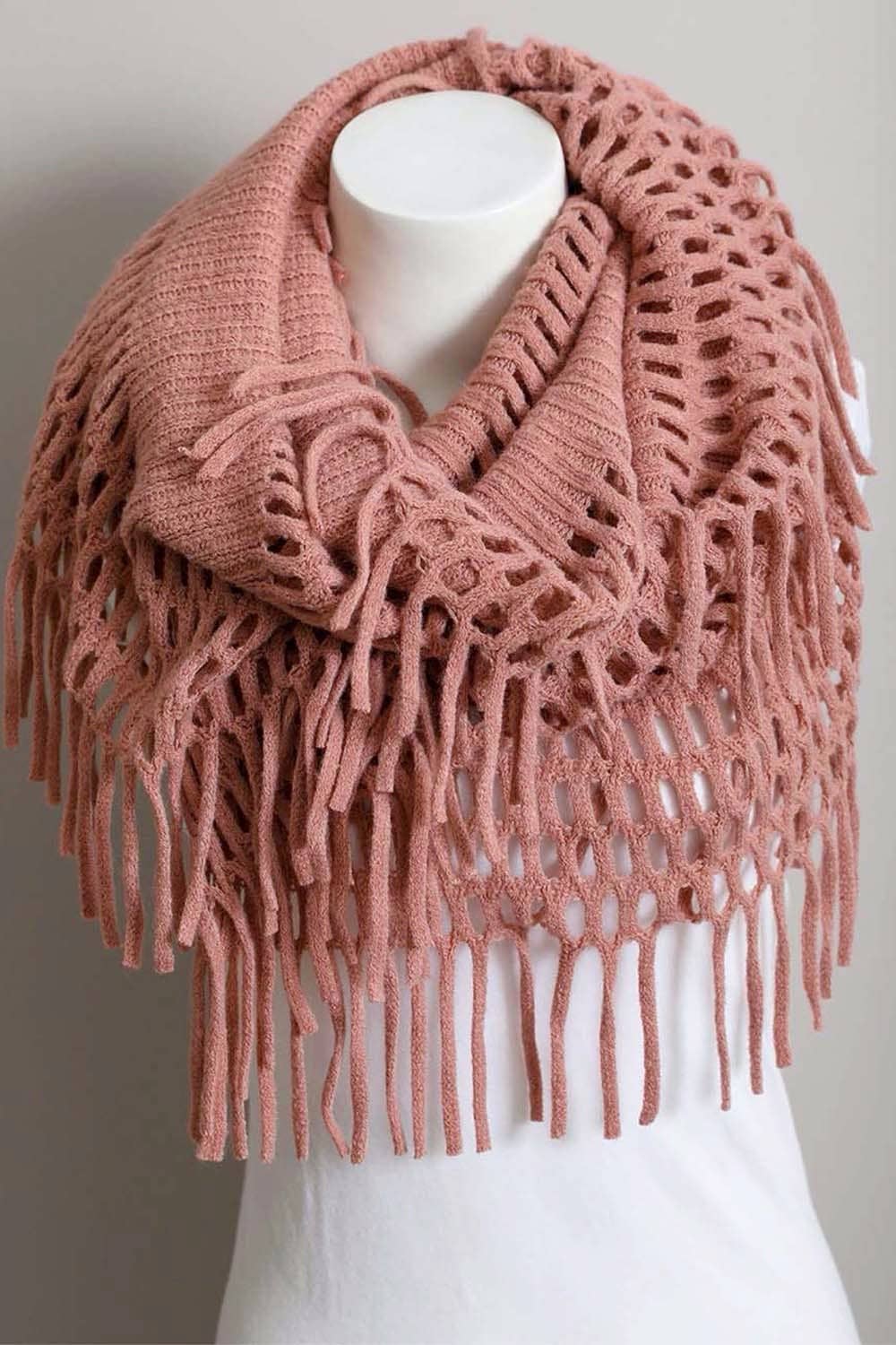 Tassel Fringe Knit Infinity Scarf – Cozy & Stylish 🧣