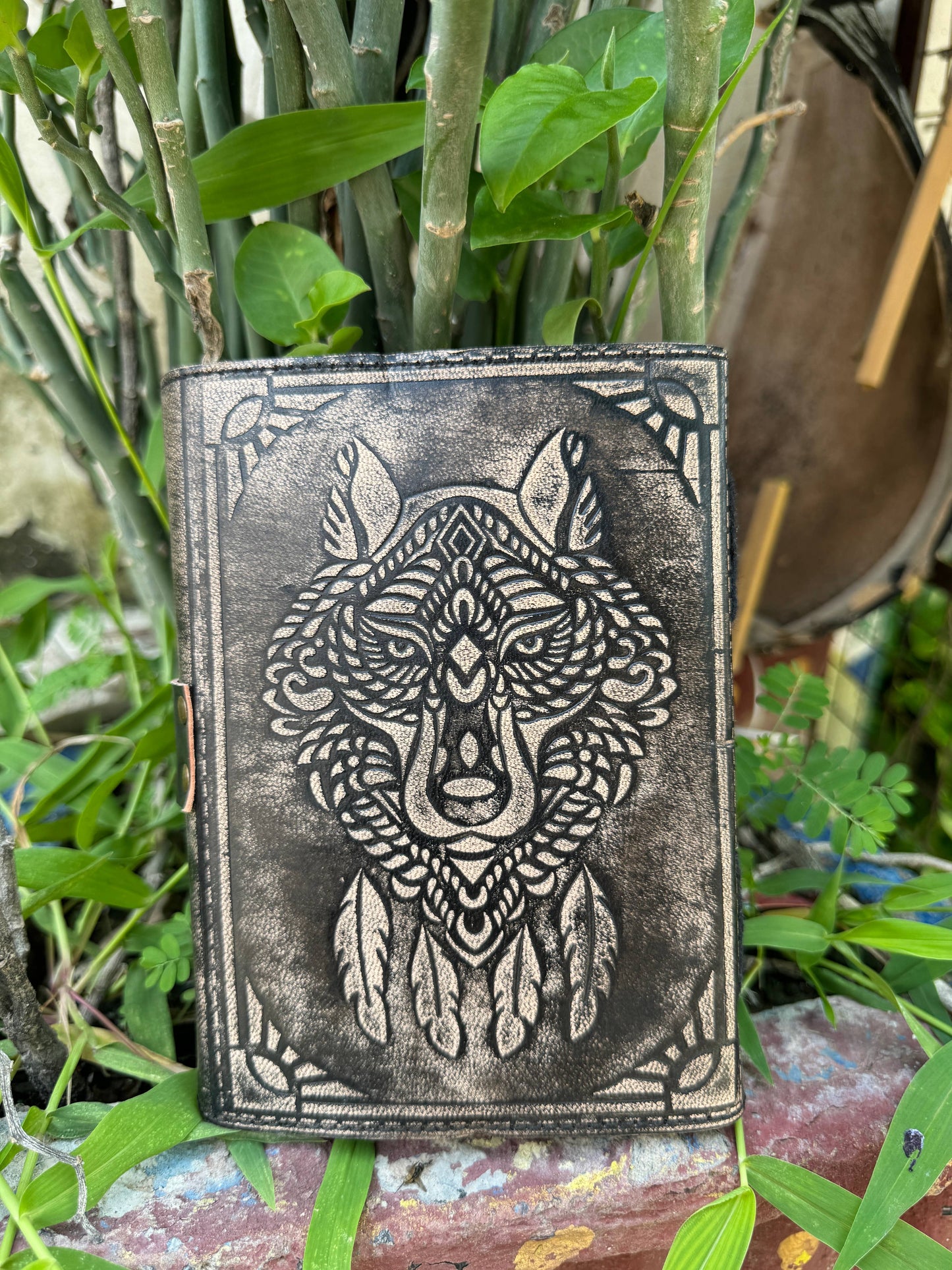 Wolf Embossed Leather Journal with 200 Handmade Pages