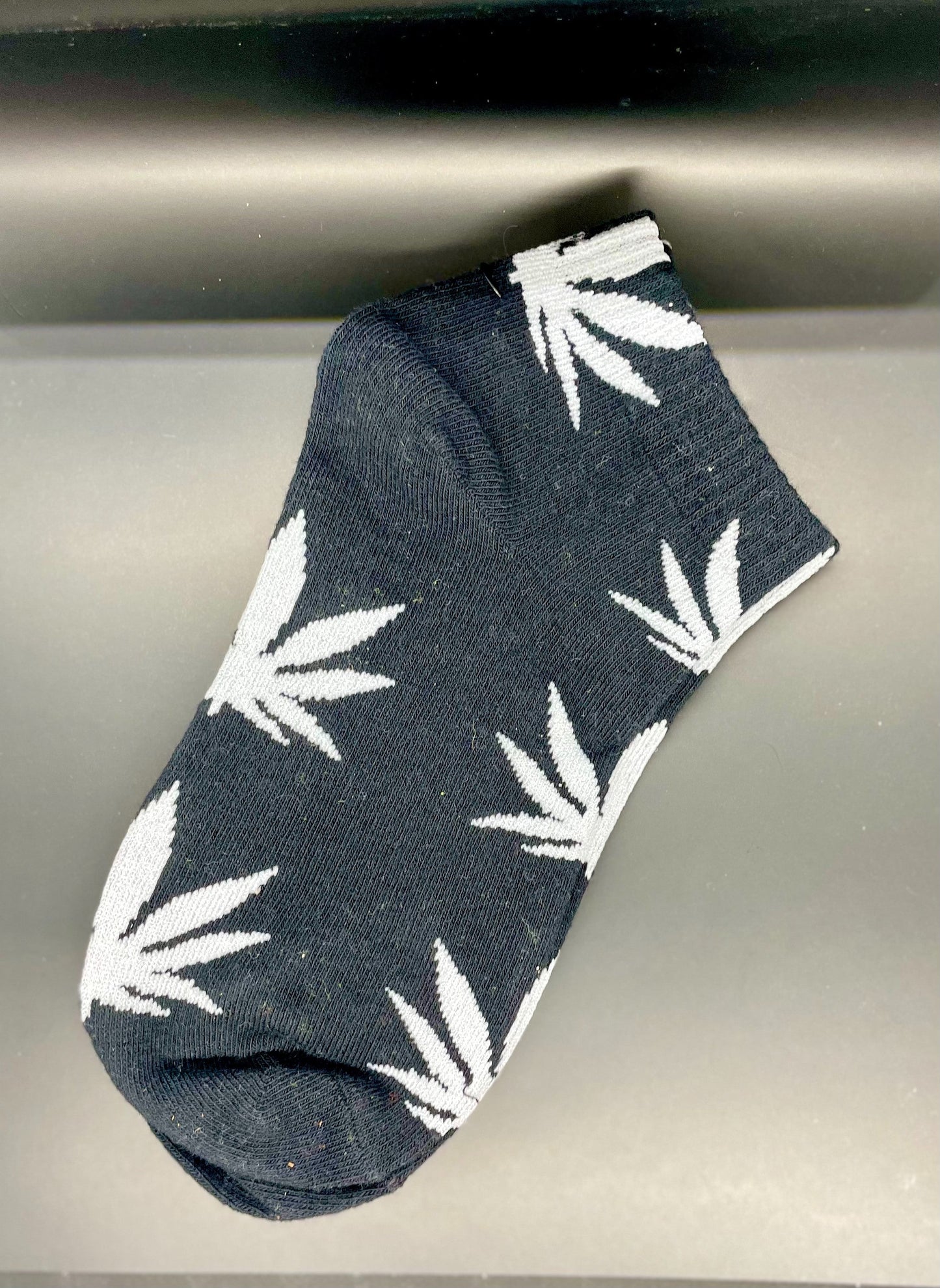 Cannabis Leaf Print Socks