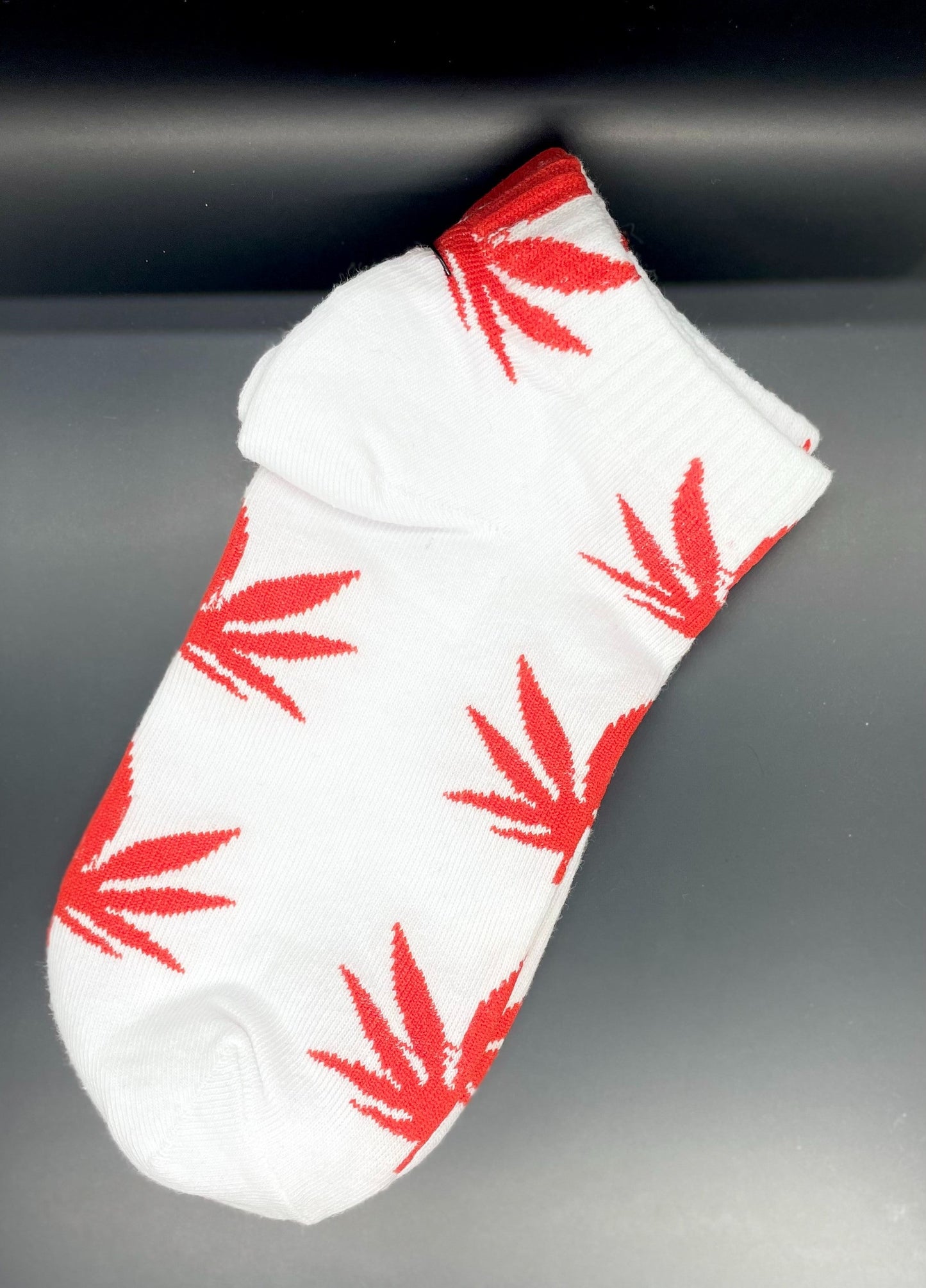 Cannabis Leaf Print Socks