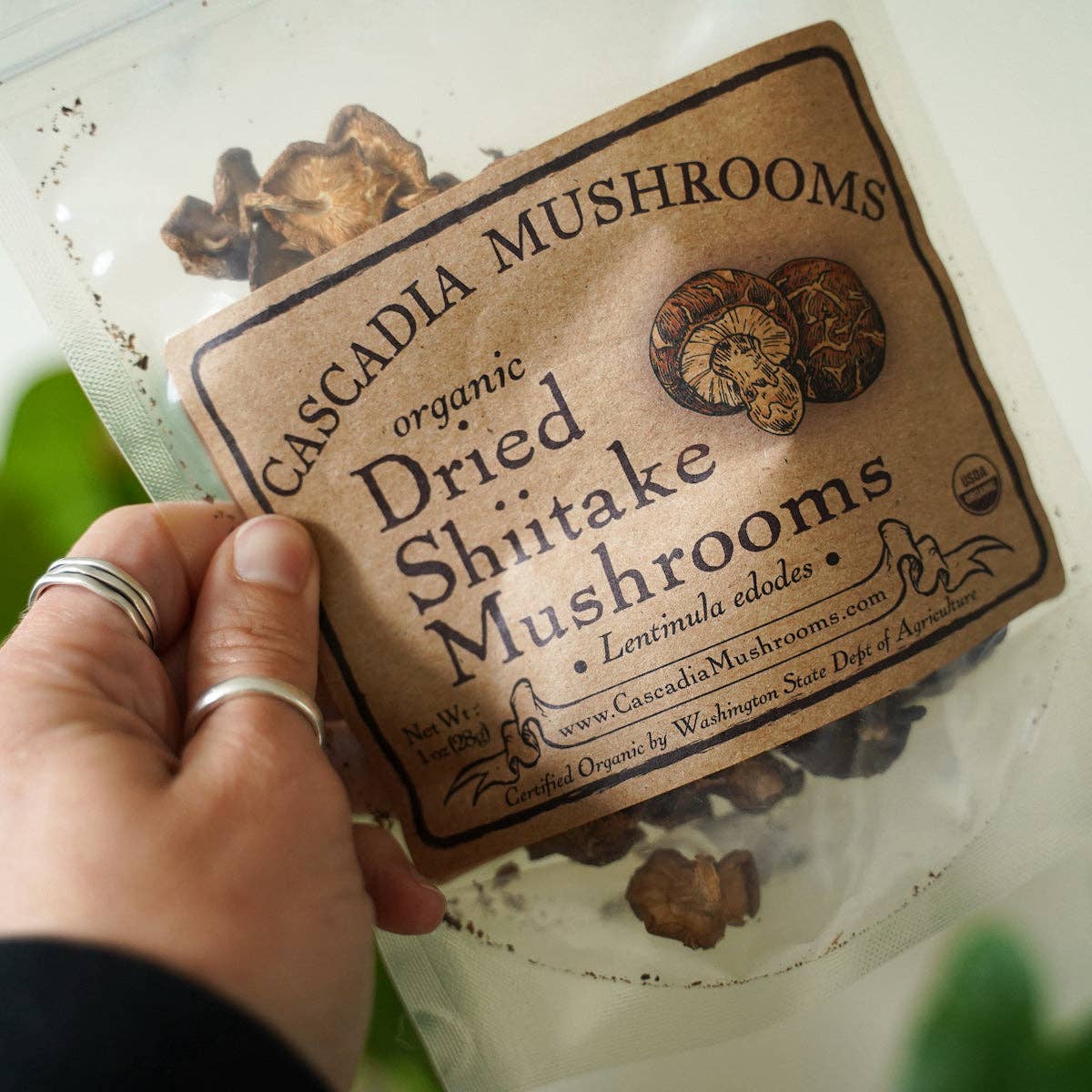 Organic Dried Shiitake Mushrooms